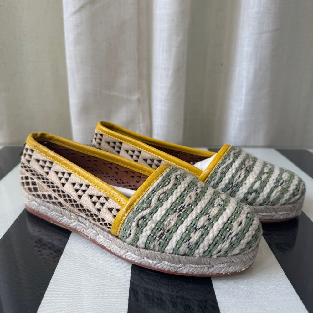Cobra Society Espadrilles - BRAND NEW